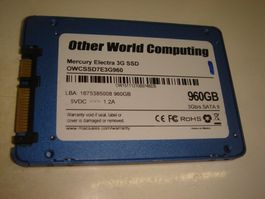 960gb ssd. Wenig stunden. Details siehe Bildern.