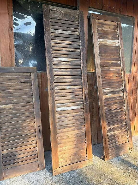 Persiane: Fensterläden aus Arvenholz – Usato da Affoltern im Emmental venduto da mar_6zqr 1