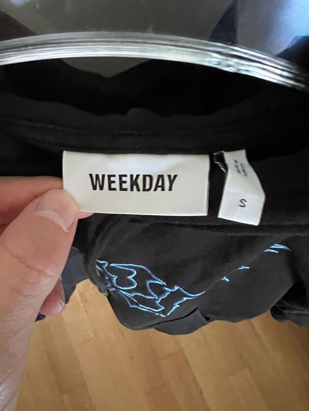 Weekday Maglioni & Felpe: Weekday Hoodie Size S – Nuovo (secondo la descrizione) da Hettlingen venduto da lou_c27x 2