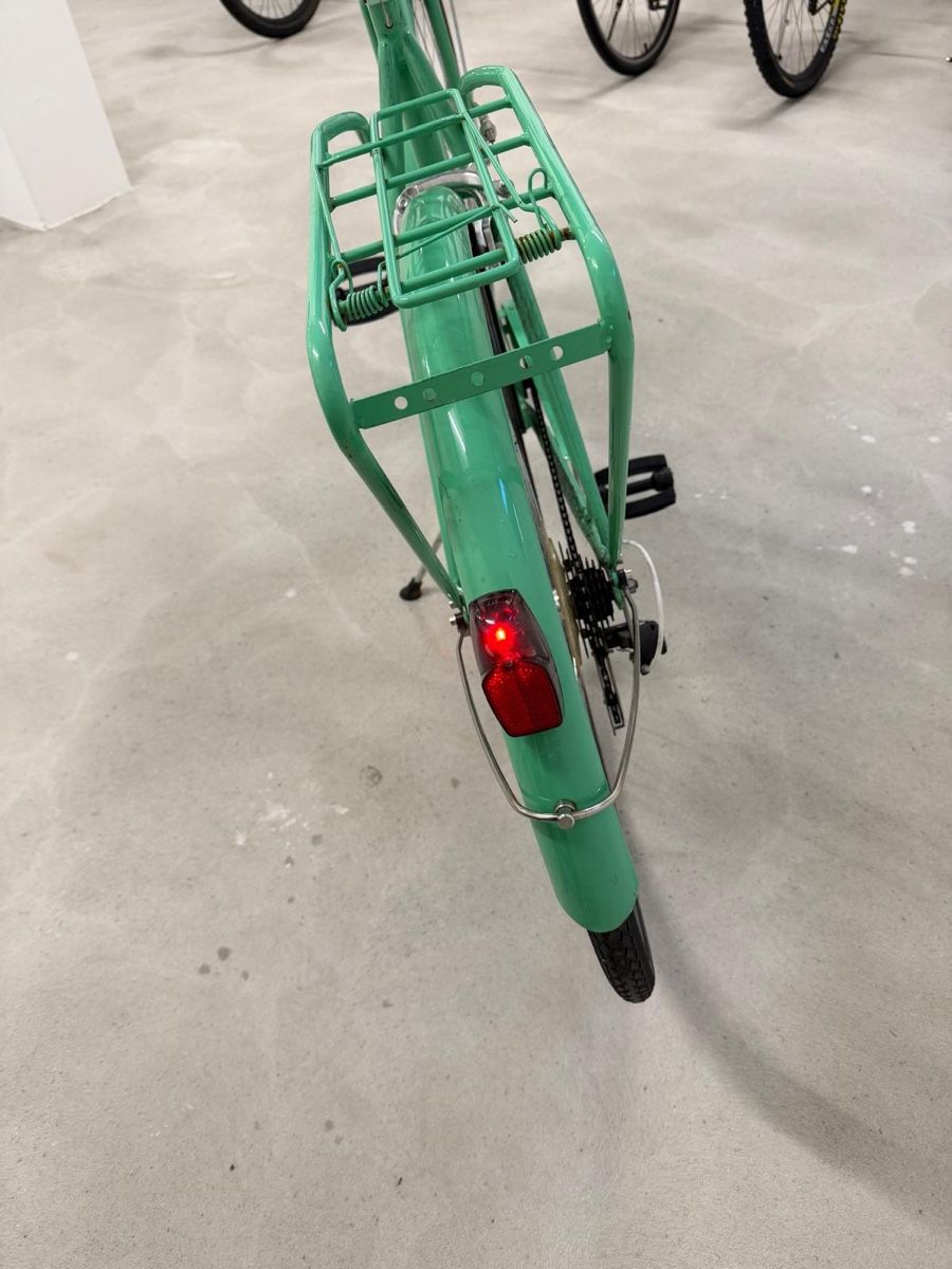 Biciclette: Mintgrünes Stadtrad mit Korb – Usato da Wettingen venduto da rschibli01 2