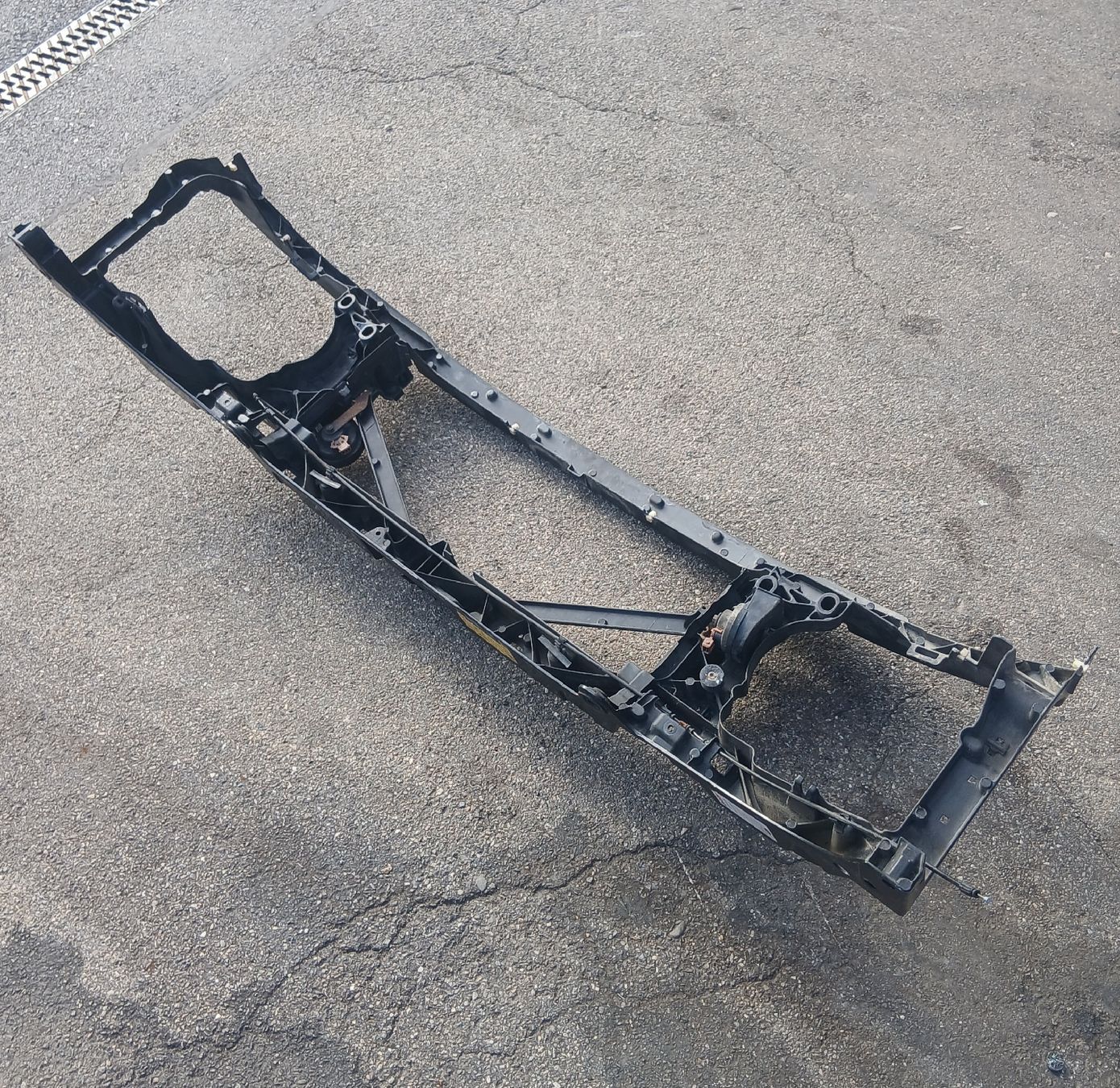 Land Rover Tutti pezzi di ricambio auto: Face avant Range Rover L320 TDV8  – Usato da la heutte venduto da Auto-stock 2