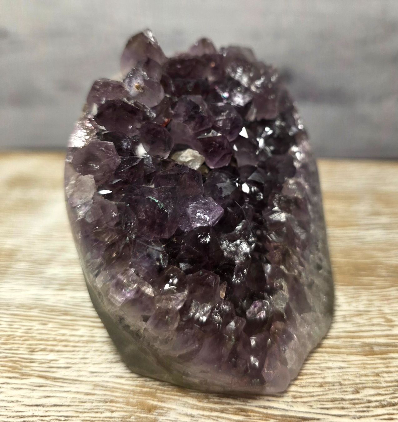 Minerali & Pietre curative: Amethyst Stufe 366g – Nuovo e nell'imballaggio originale da Matzingen venduto da Shay_Crystalz 2