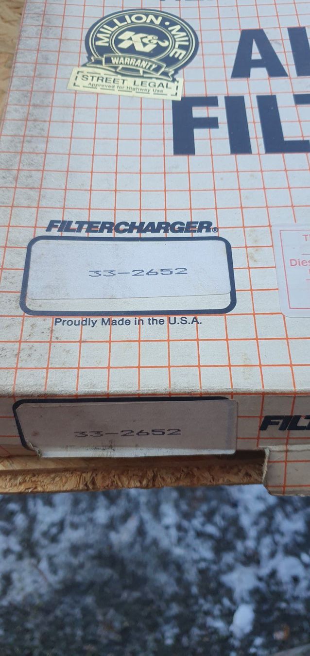 Tutti pezzi di ricambio auto: K&N Filtercharger Luftfilter 33-2652 - Neu – Nuovo e nell'imballaggio originale da Langnau i. E. venduto da Superseven69
