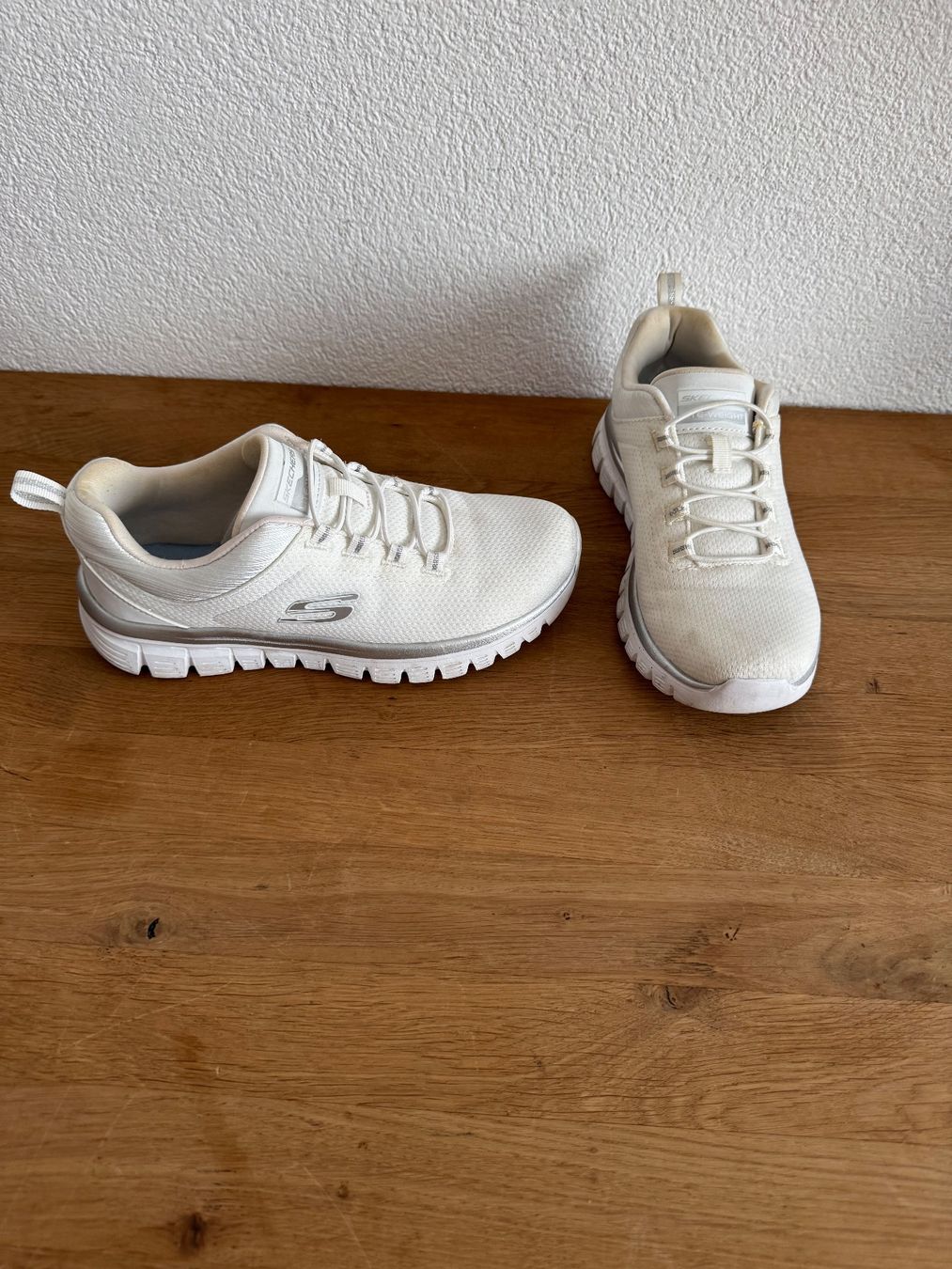 Skechers Damenschuhe: Skechers Schuhe Gr. 36 weiß – Gebraucht aus Frauenfeld von difi67 1