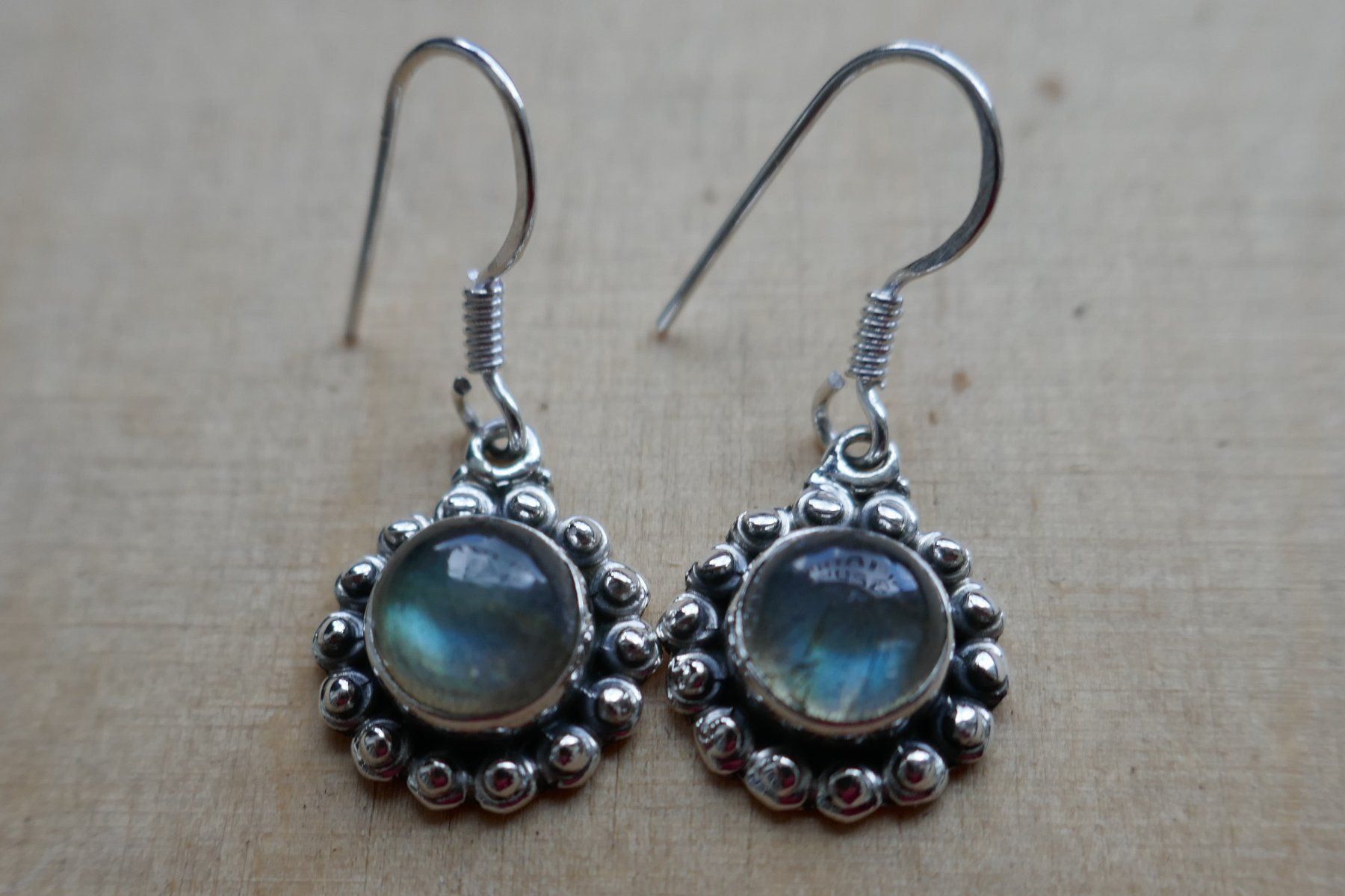 Boucles d'oreille: Ohrhänger in Silber mit Labradorit – Neuf (Voir description) à Arboldswil par estrella925