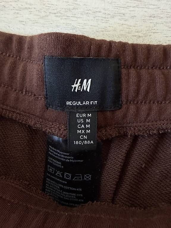 H&M Pantaloni: Short H&M marron  taille M  comme neuf – Usato da Lausanne venduto da ila_pz5z 1