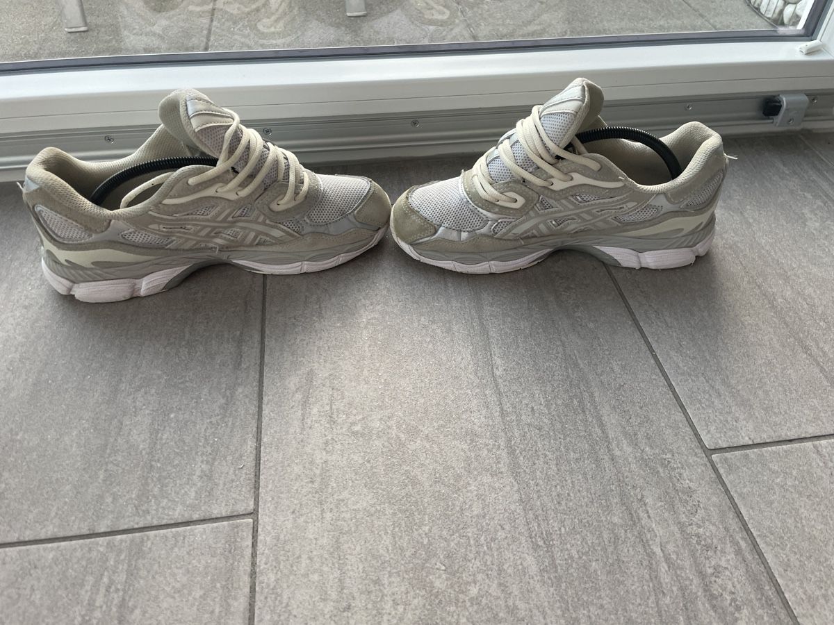 Asics Scarpe da uomo: Asics nyc gel – Usato da Dompierre FR venduto da matmath 4
