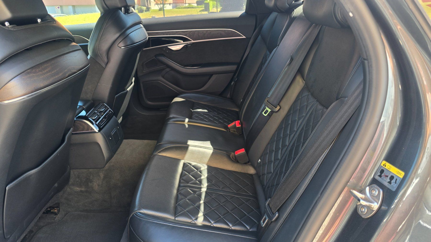 Audi Automobili: AUDI A8 50 TDI quattro tiptronic – Usato da Emmenbrücke venduto da meu_2j8p 6