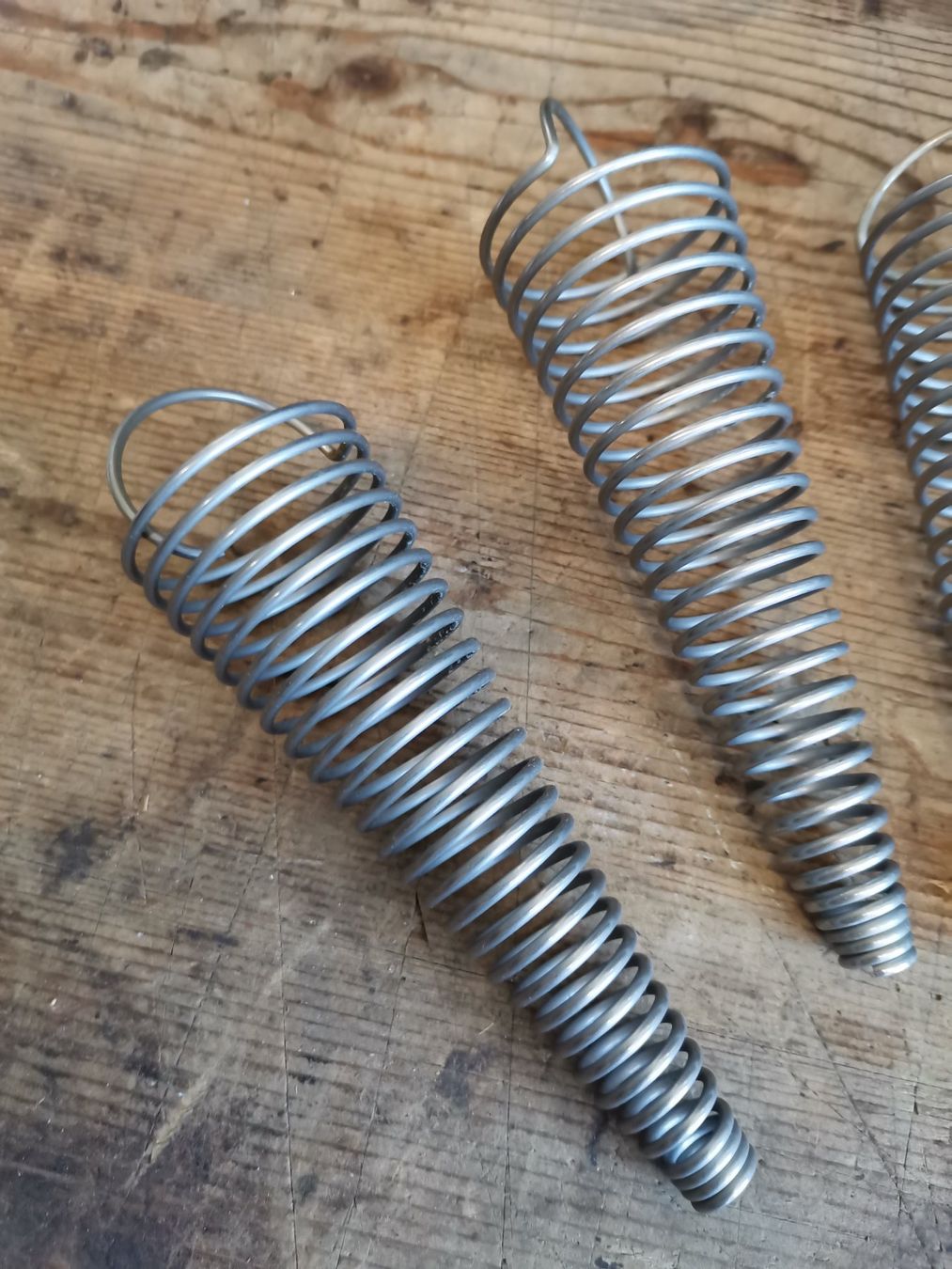 Teglie da forno: Cornetform, Waffelhörnchen, Cornet-From, Metallfedern, Deko – Usato da Wiedlisbach venduto da materialkreislauf 3