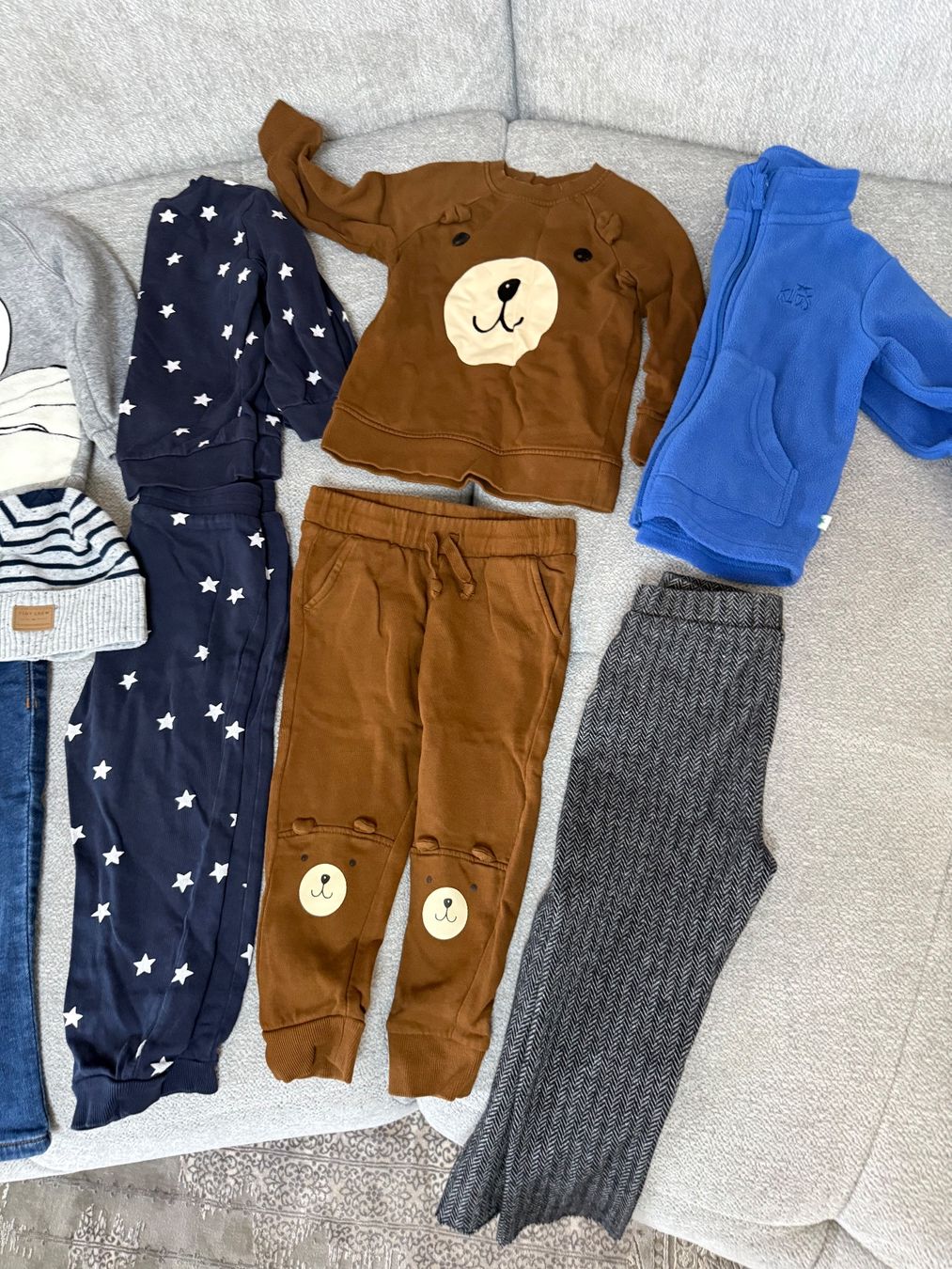 Zara Ensembles coordonnés: Kleiderpaket Gr. 92-98 – D'occasion à Uetikon am See par Fraufox1 2