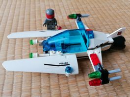 LEGO # 5981  SPACE  POLICE  Raid VPR
