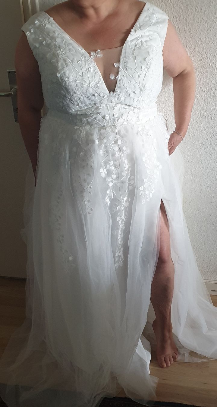 Vestiti: neues Brautkleid Gr. 48/50 – Nuovo (secondo la descrizione) da Frenkendorf venduto da Moon111 9