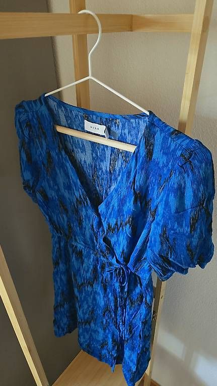 Vestiti: Vestito blu VILA – Usato da Sementina venduto da edo_c2fd