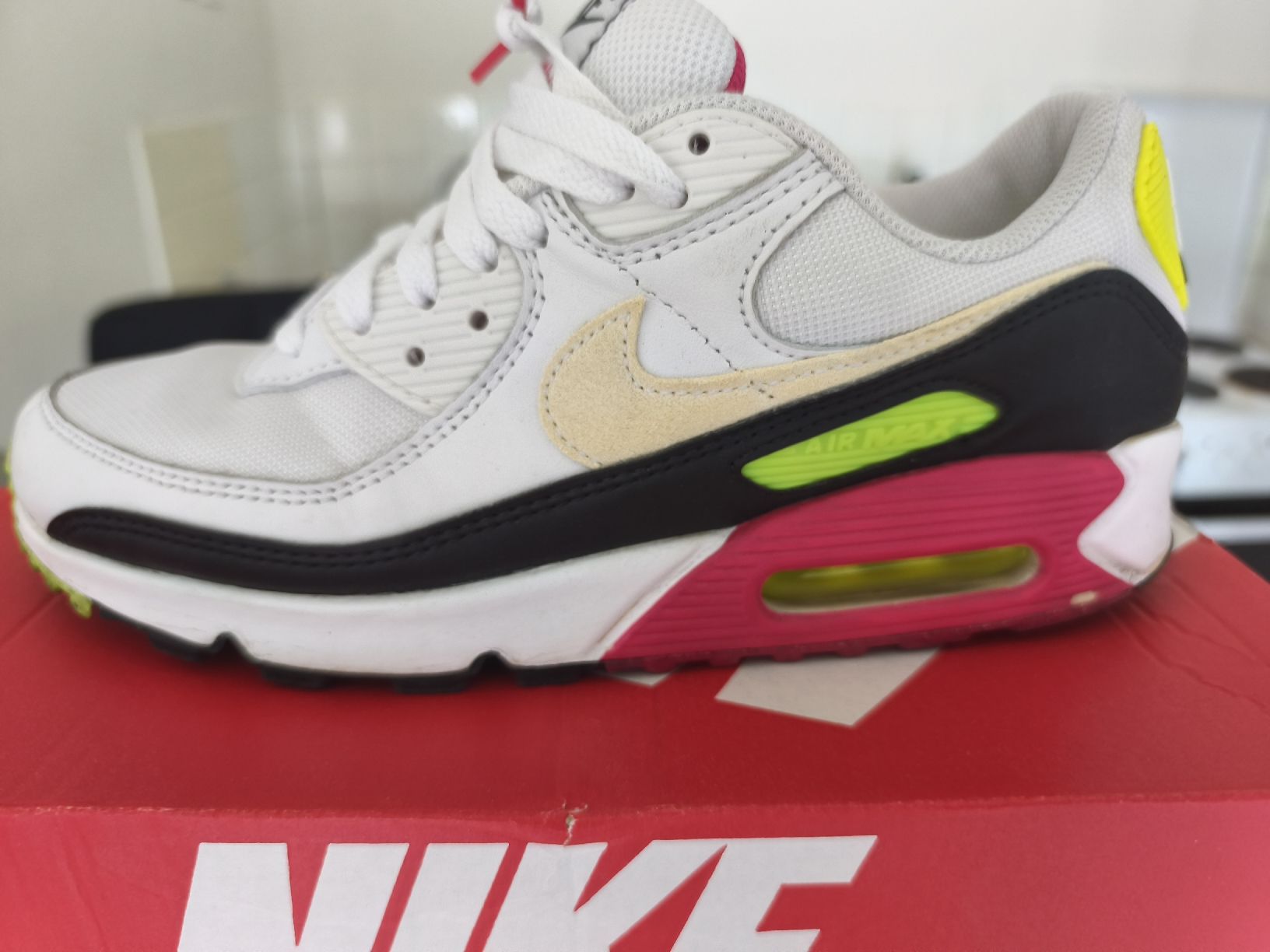 Nike Scarpe da uomo: air max 90 – Usato da Nyon venduto da ala_nxh5 1