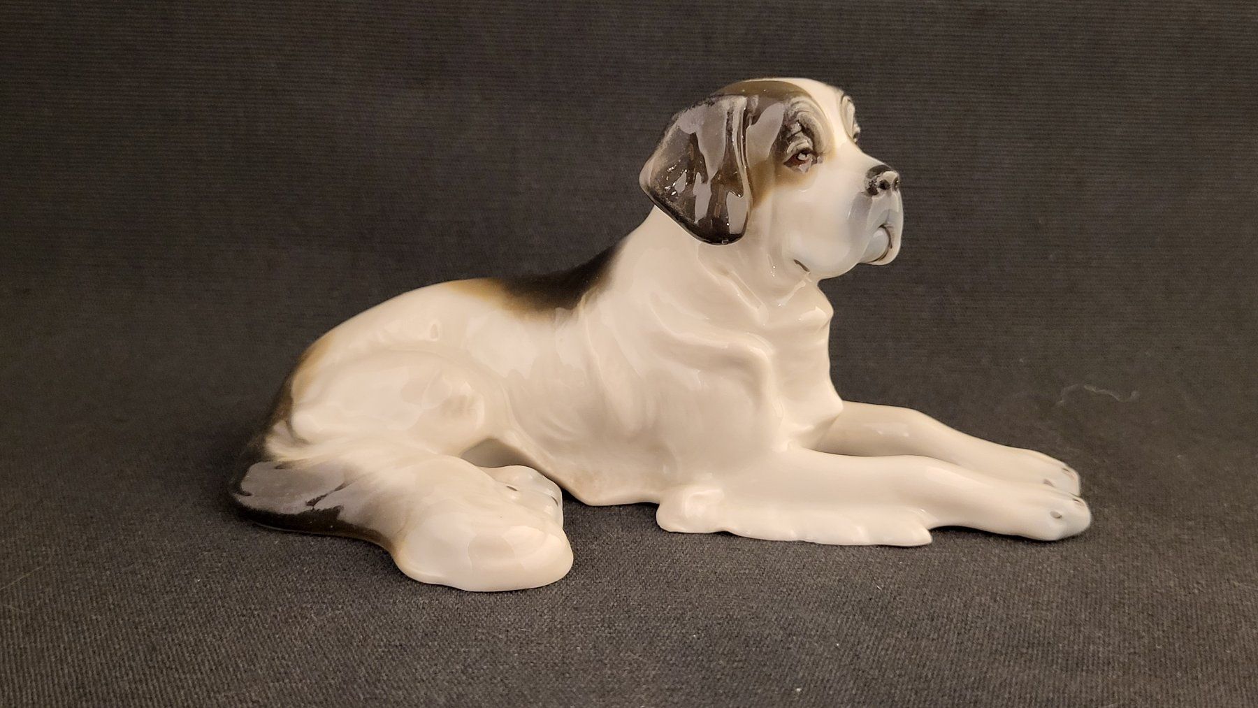 Statuette: Liegender Bernhardiner METZLER & ORTLOFF – Usato da Basel venduto da spinne02 1