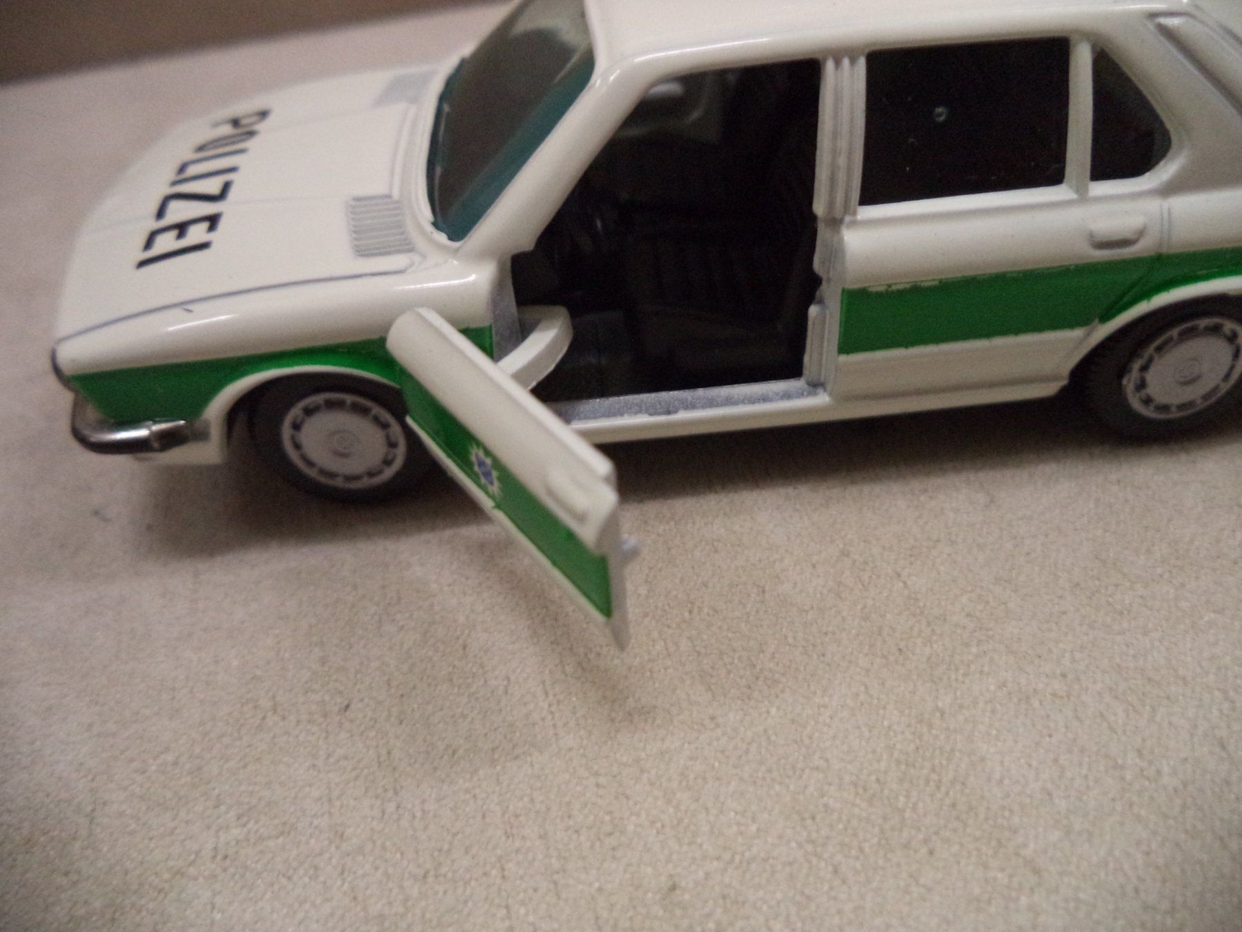 Gama Modellini d'auto: GAMA BMW528i  1:43 Polizei – Usato da Rieden AG venduto da Wirth03 4