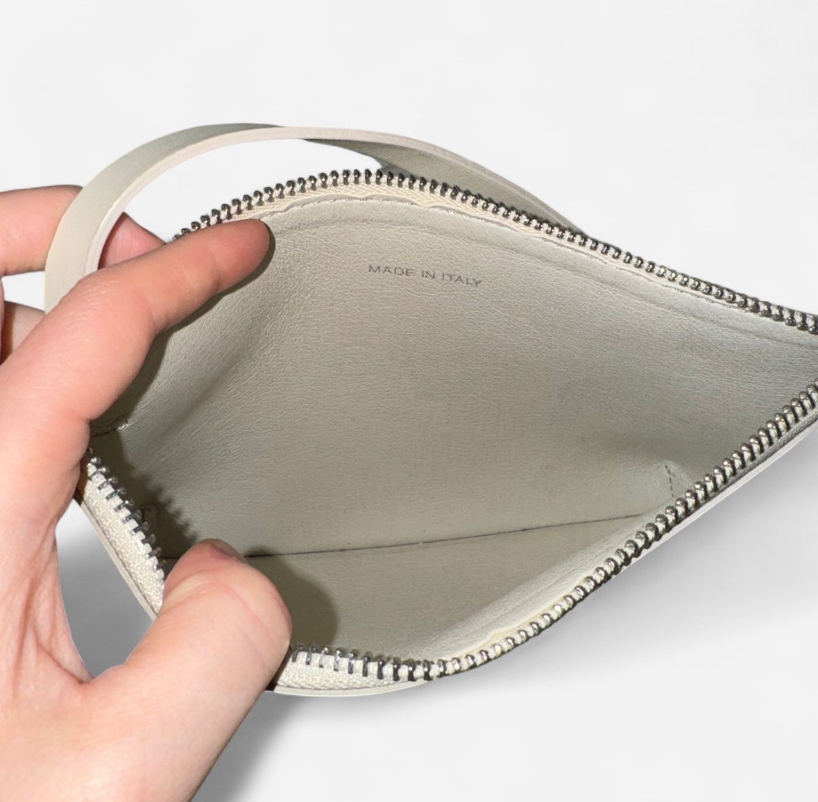 Taschen für Damen: White Crossbody Bag – Gebraucht aus Rütihof von mya_we 4
