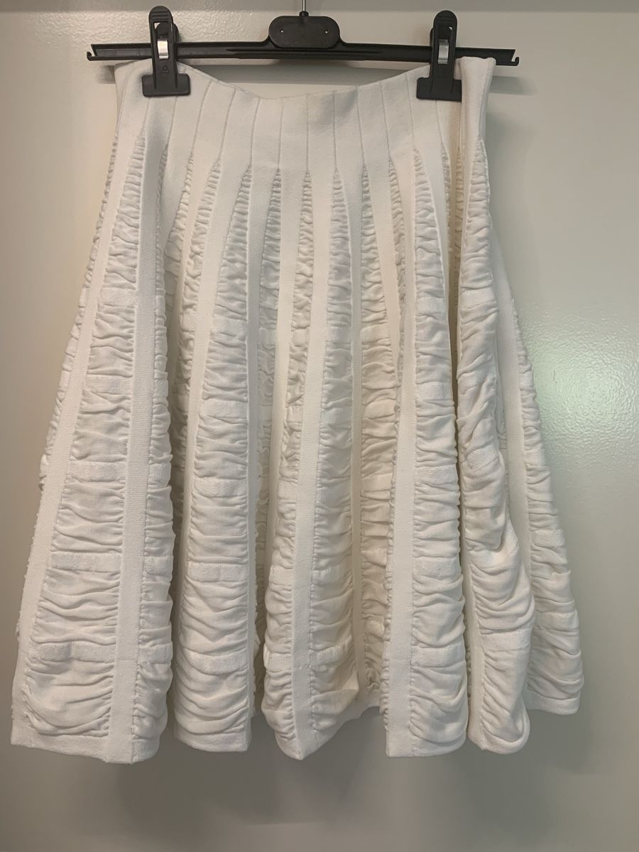 Alaia Röcke: Alaïa Paris Minirock, Grösse 38, Weiss/ offwhite – Neu (gemäss Beschreibung) aus Oberengstringen von miga.ch 1