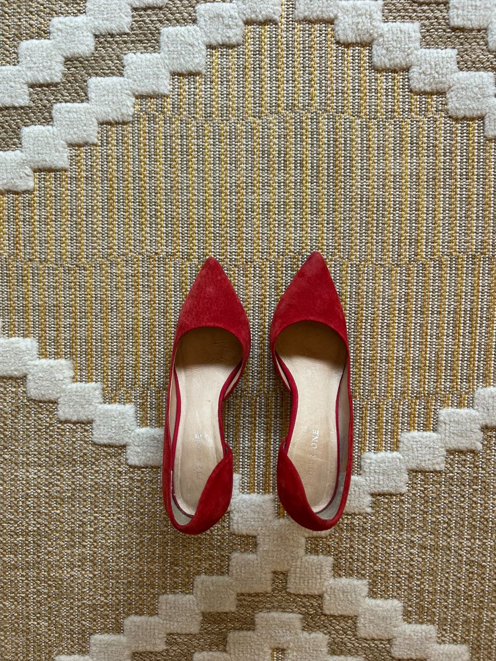 Damenschuhe: ESCARPINS ROUGES – Gebraucht aus Lausanne von kel_fpw2
