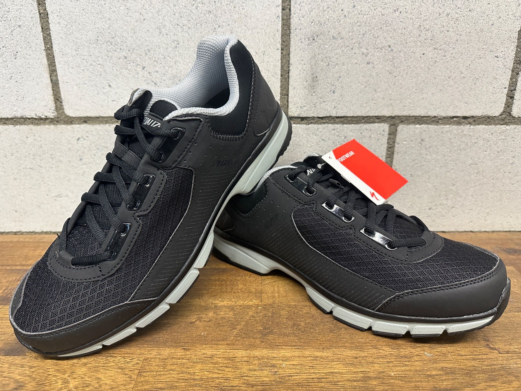 Specialized Herrenschuhe: Specialized Cadet Bike Schuh Gr. 45 – Neu und originalverpackt aus Wetzikon ZH von