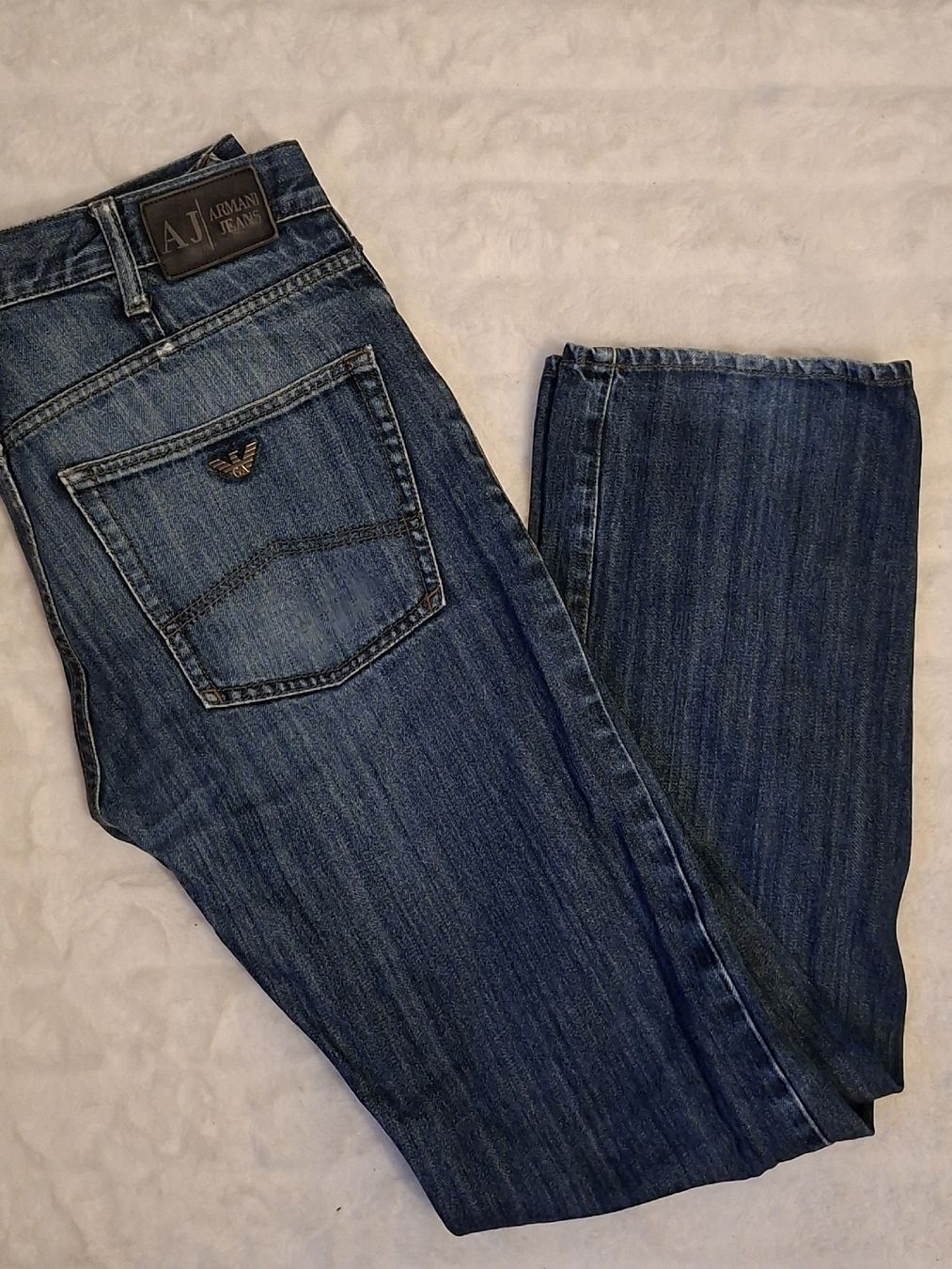 Armani Jeans: Jean Armani AJ Coupe Standard, Taille 32,  – D'occasion à Renens VD par ser_j2fn