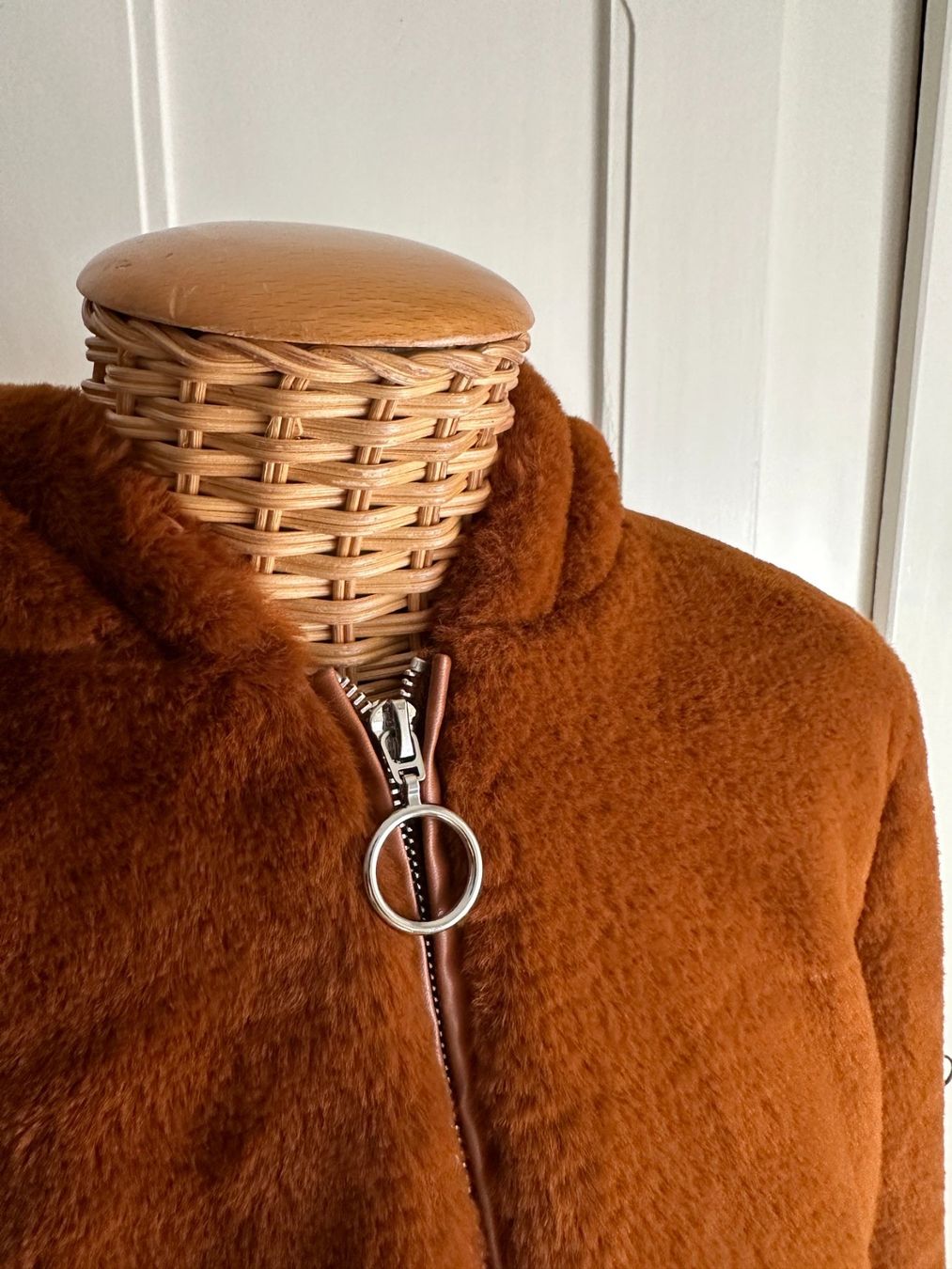 Giacche: B.YOUNG - Plüschjacke braun 38 – Usato da Zürich venduto da Diazaio 2