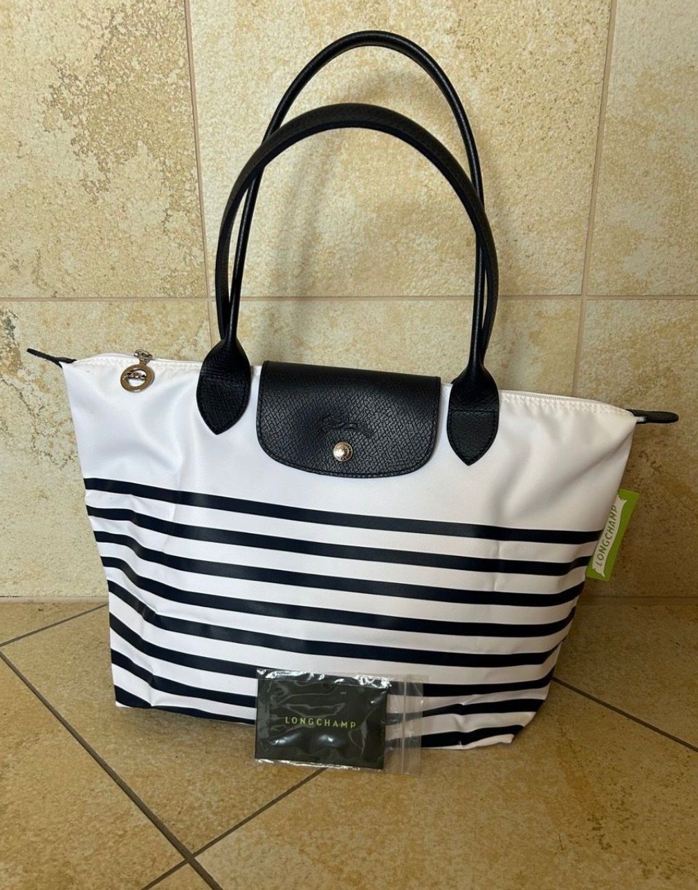 Longchamp Sacs femmes: Longchamp Pliage blau/weiss – D'occasion à Jona par n.ferrari