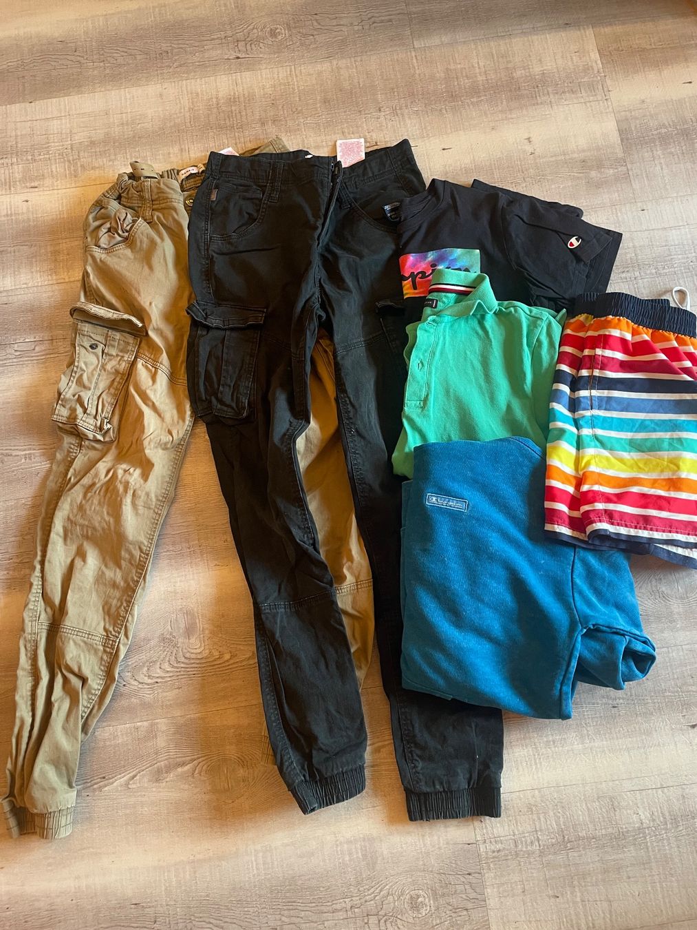 Kleiderpakete & -sets: Kleiderpaket Jungen 140/150/152 – Gebraucht aus Hasliberg Hohfluh von Bambi6083