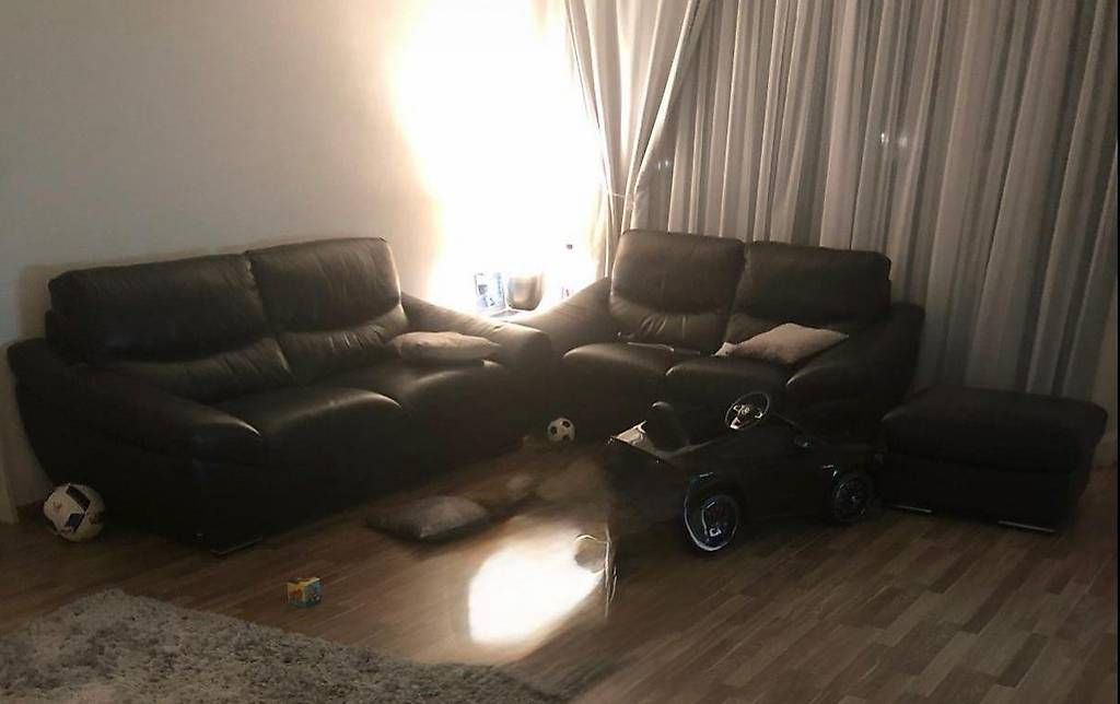 Schränke: Sofa, Esstisch & Kleiderschrank – Gebraucht aus Rapperswil-Jona von Kum_18 1