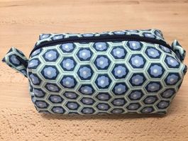 Tasche / Necessaire / Kosmetiktasche / Etui, neue Handarbeit