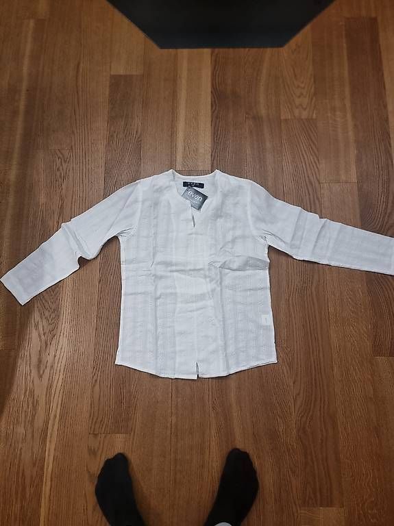 Blusen: Indisches Oberteil XS 100% Baumwolle Neu – Gebraucht aus Sempach von Severin.Roth