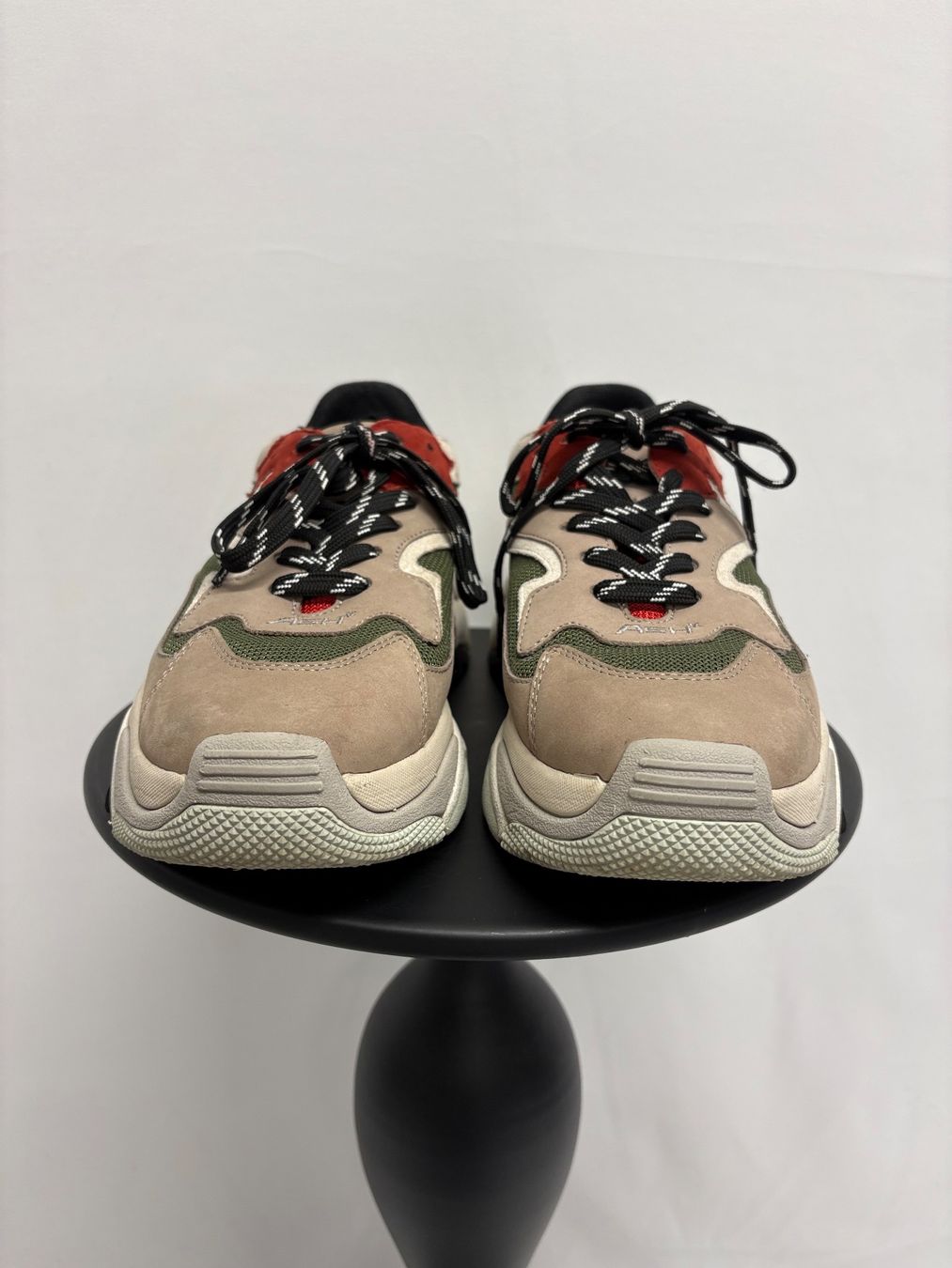 Ash Scarpe da donna: ASH chunky Sneakers Leder 40 beige rot – Usato da Regensdorf venduto da secondchancefashion 2