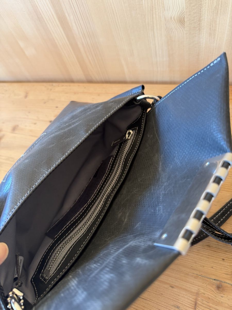 Freitag Taschen: neue Freitag Elly matt schwarz – Neu und originalverpackt aus Aarau Rohr von smoky21 4