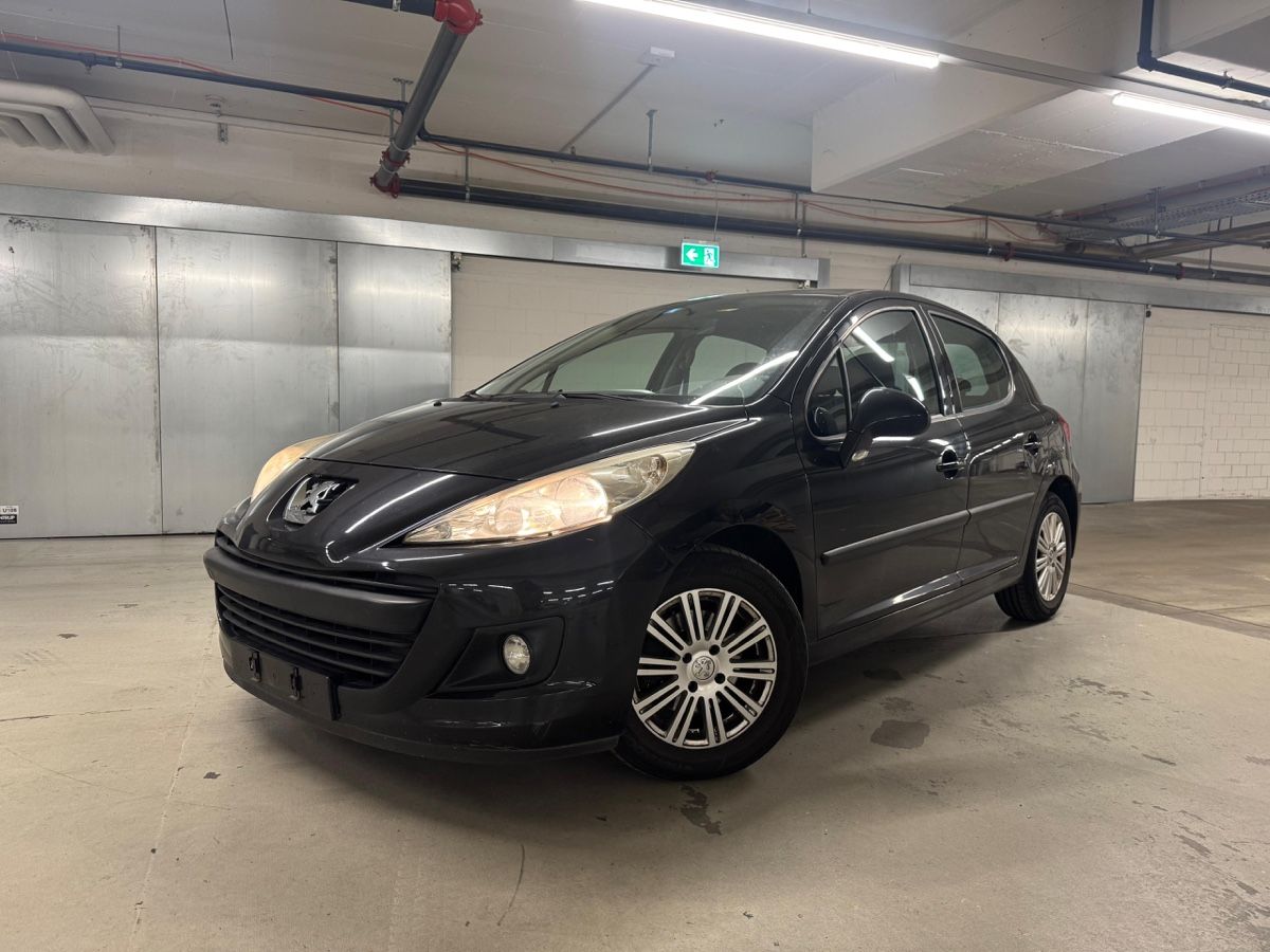 Peugeot Automobili: PEUGEOT 207 1.4 16V – Usato da Uster venduto da D_8610