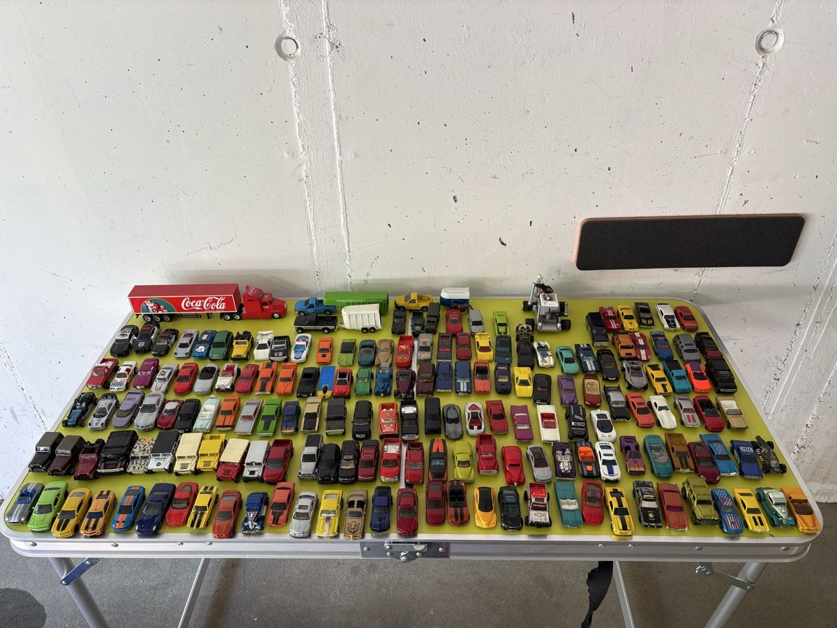 Modellini d'auto: Lot voitures 2 – Usato da Villarimboud venduto da hampton2012