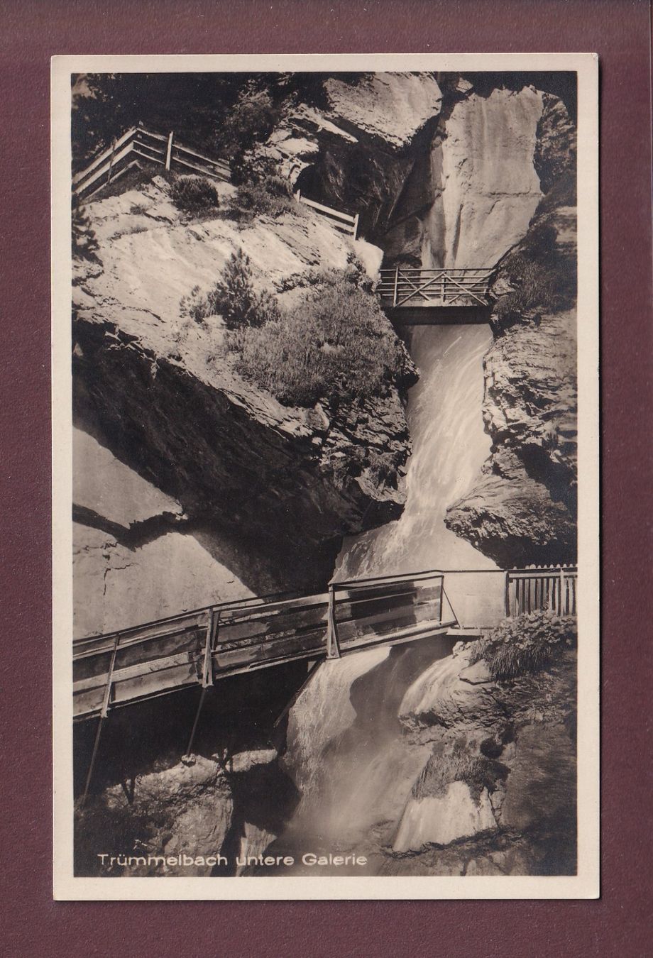Cartoline postali: TRÜMMELBACH - Untere Galerie – Usato da Pully venduto da nicecards