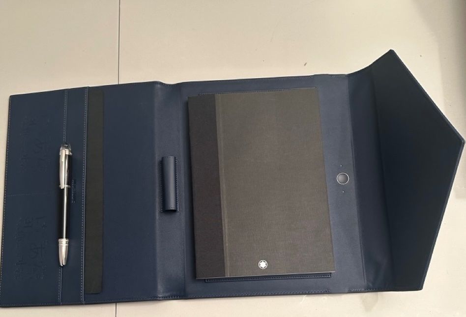 Montblanc Blocchi: Montblanc Augmented Paper UNICEF Edition – Nuovo (secondo la descrizione) da Yvorne venduto da baz_8db9 4