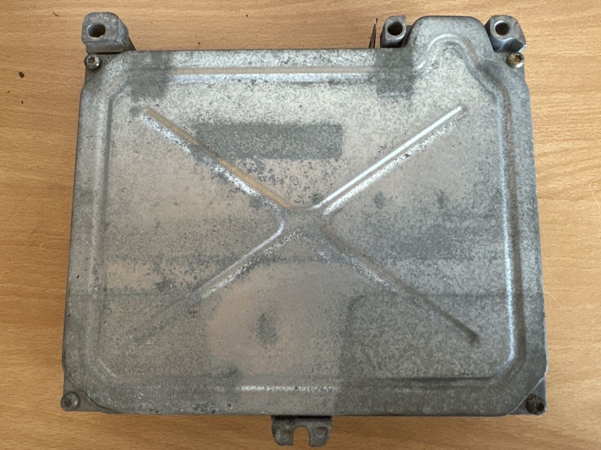 Tutti pezzi di ricambio auto: Bendix Fenix 3 Motorsteuergerät S101700101 G #372 – Usato da Wald AR venduto da Jakusi95 1