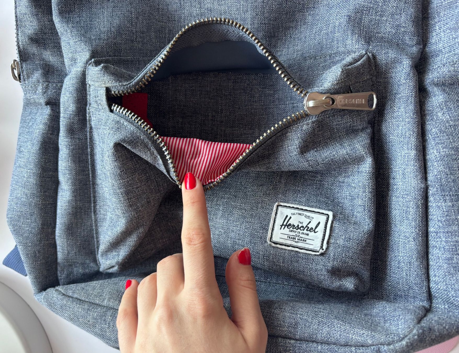 Herschel Zaini: Herschel Jeansrucksack – Usato da Zürich venduto da mak_ggw8 4
