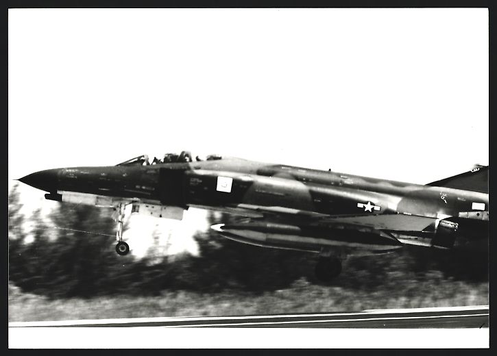 Fotografie &  Plakate: Fotografie Flugzeug Douglas F-4 Phantom  – Gebraucht aus Berlin von bartko-reher
