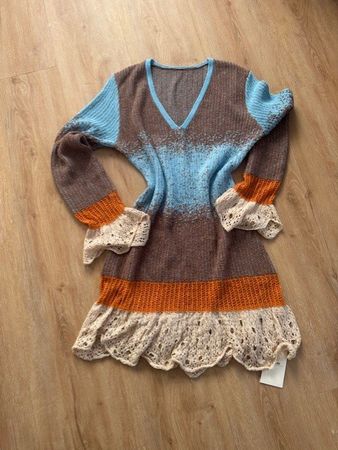 Trendiges Strickkleid im Hippie Look