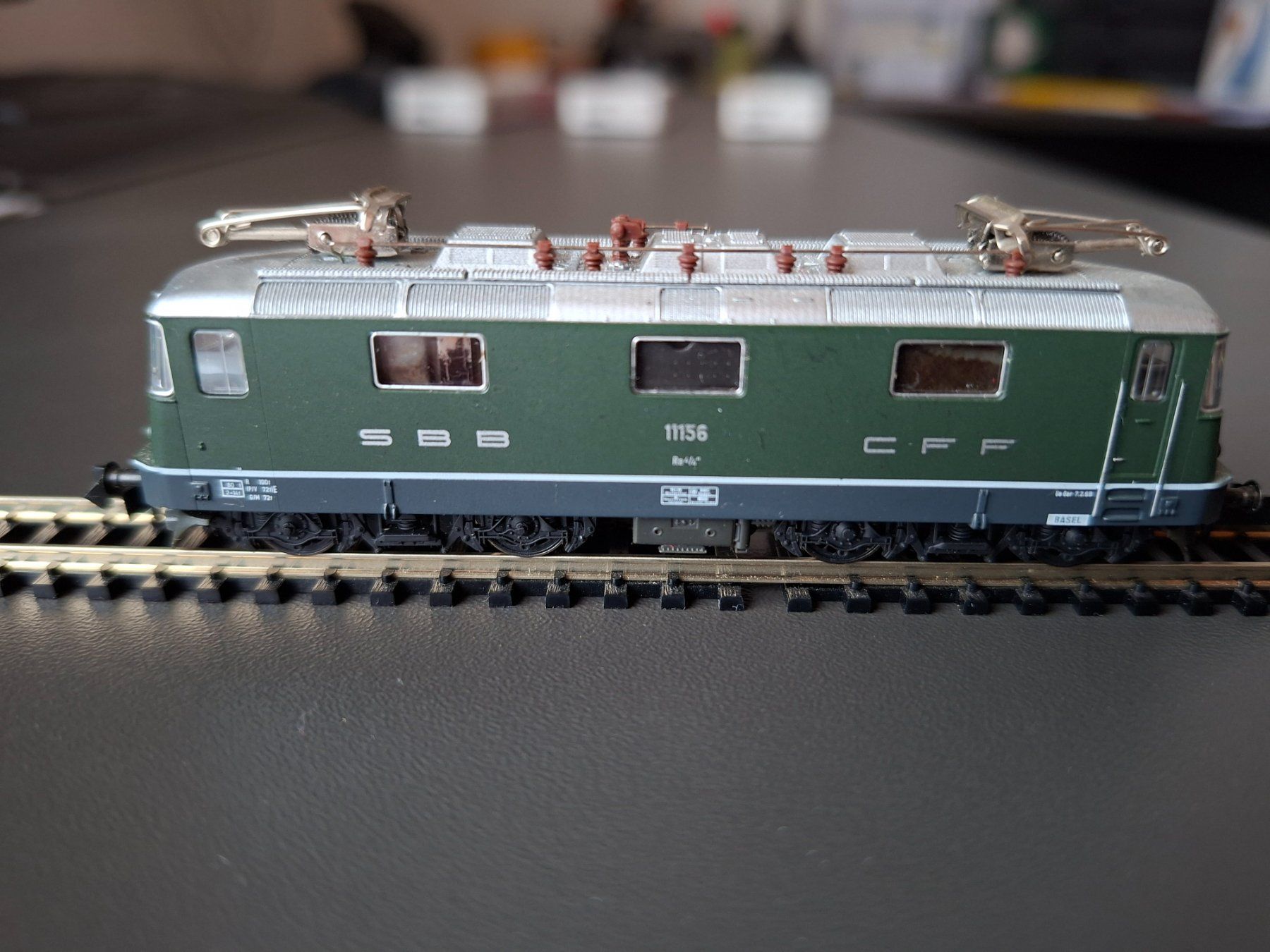 Fleischmann Modellini di ferrovie: Re 4/4 II Fleischmann 7340 – Usato da Liesberg Dorf venduto da Wispli3 3