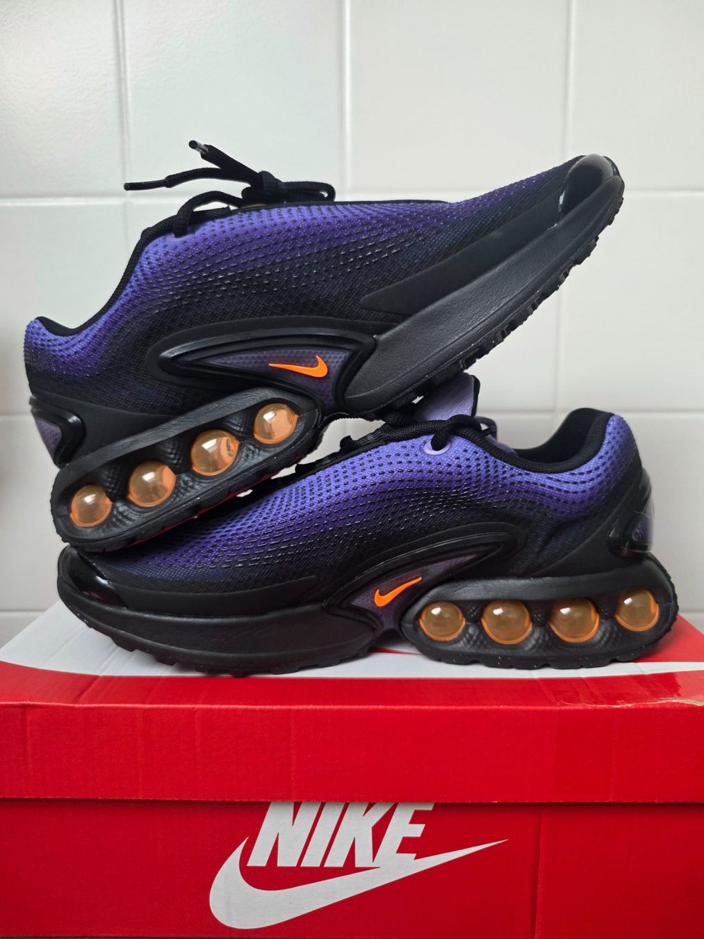Nike Scarpe da uomo: Nike Air Max DN SE – Nuovo e nell'imballaggio originale da Fleurier venduto da dav_xx8y 1