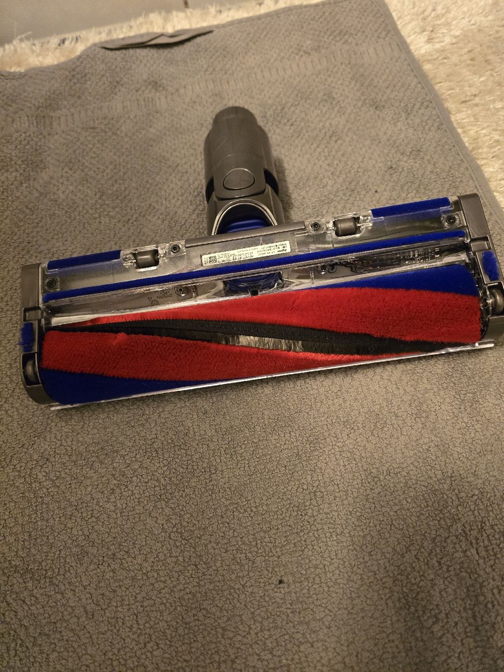 Dyson Altro per la casa: dyson brosse V12 slim neuve – Nuovo e nell'imballaggio originale da La Chaux-de-Fonds venduto da Elissa 1