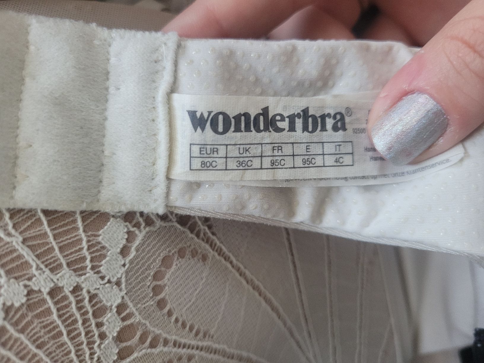 Autres dessous: lot de 9 soutien gorge – D'occasion à Yverdon-les-bains par sma_c6wn 1