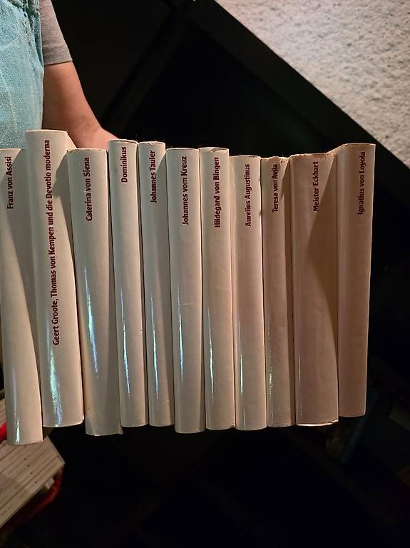 Livres: Kultur Deutsche Bücher  – D'occasion à Lugano par big_t6x6 4