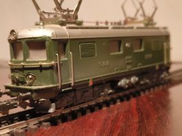 Märklin SBB RET 800 H0 Wechselstrom Lokomotive grün 