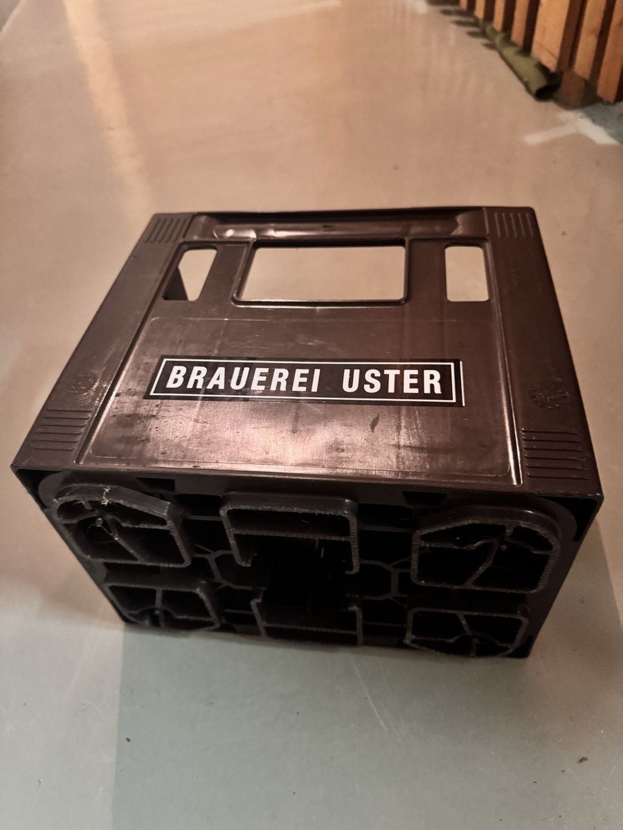 Casse di vino e birra: Brauerei Uster Beer Crate – Usato da Zürich venduto da Flao_78376 2