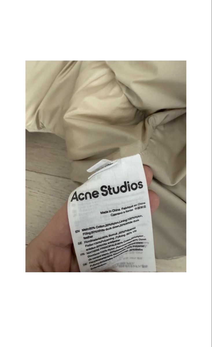 Acne Studios Giacche: Acne Studios Puffer Jacket – Nuovo (secondo la descrizione) da Hergiswil NW venduto da DSU07 4