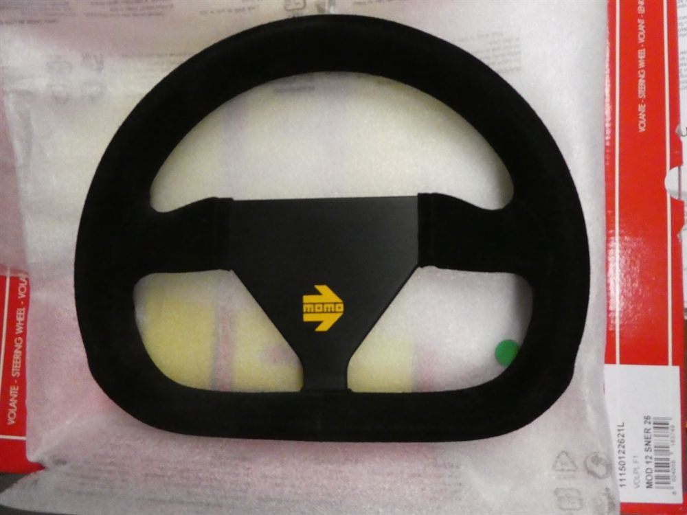 Tutti pezzi di ricambio auto: Momo Wildleder Sportlenkrad Modell MOD.1 – Nuovo e nell'imballaggio originale da Moers venduto da BMS-Racing